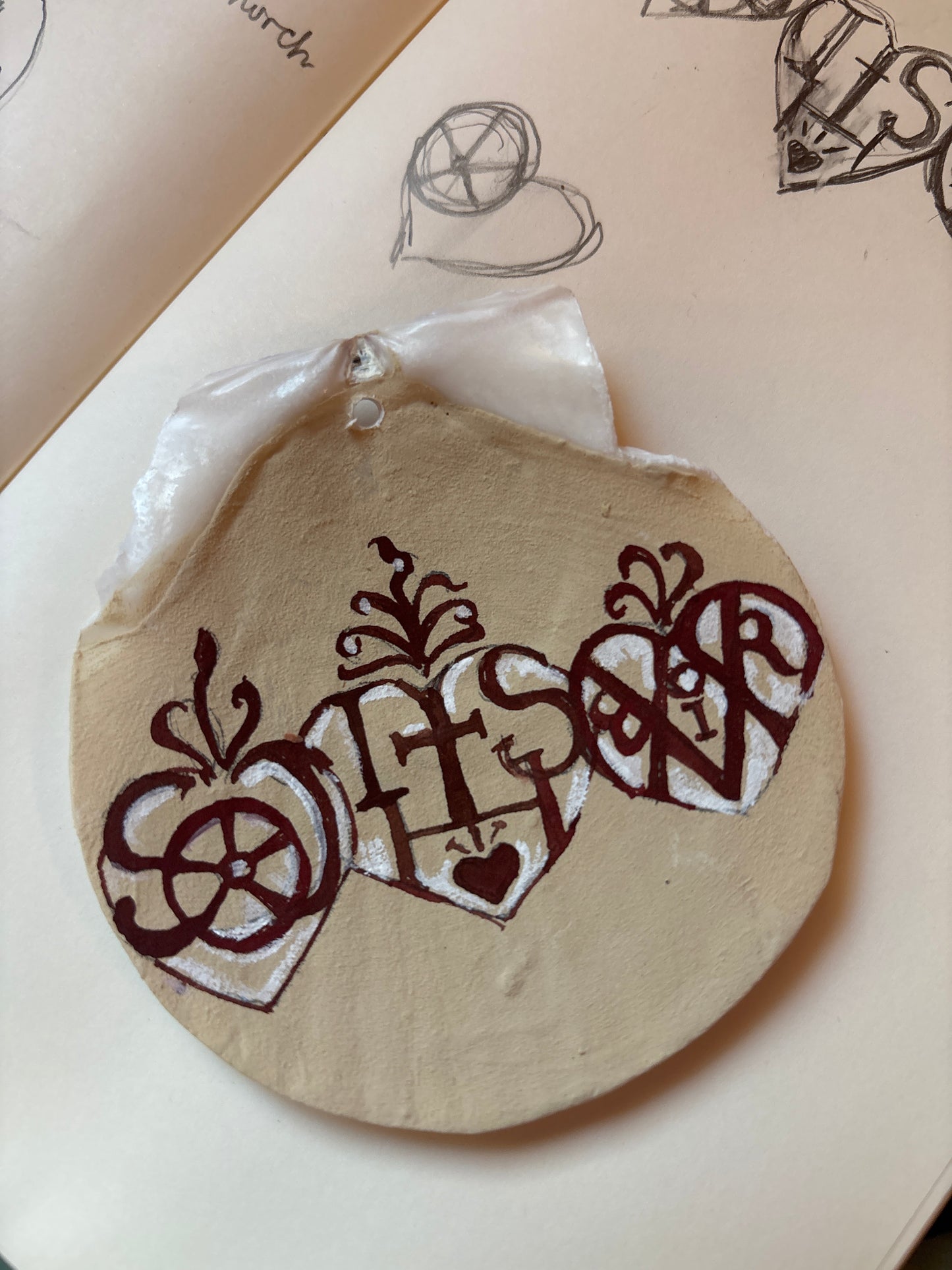 Three Hearts Pilgrim Badge: Hand-Painted Shell