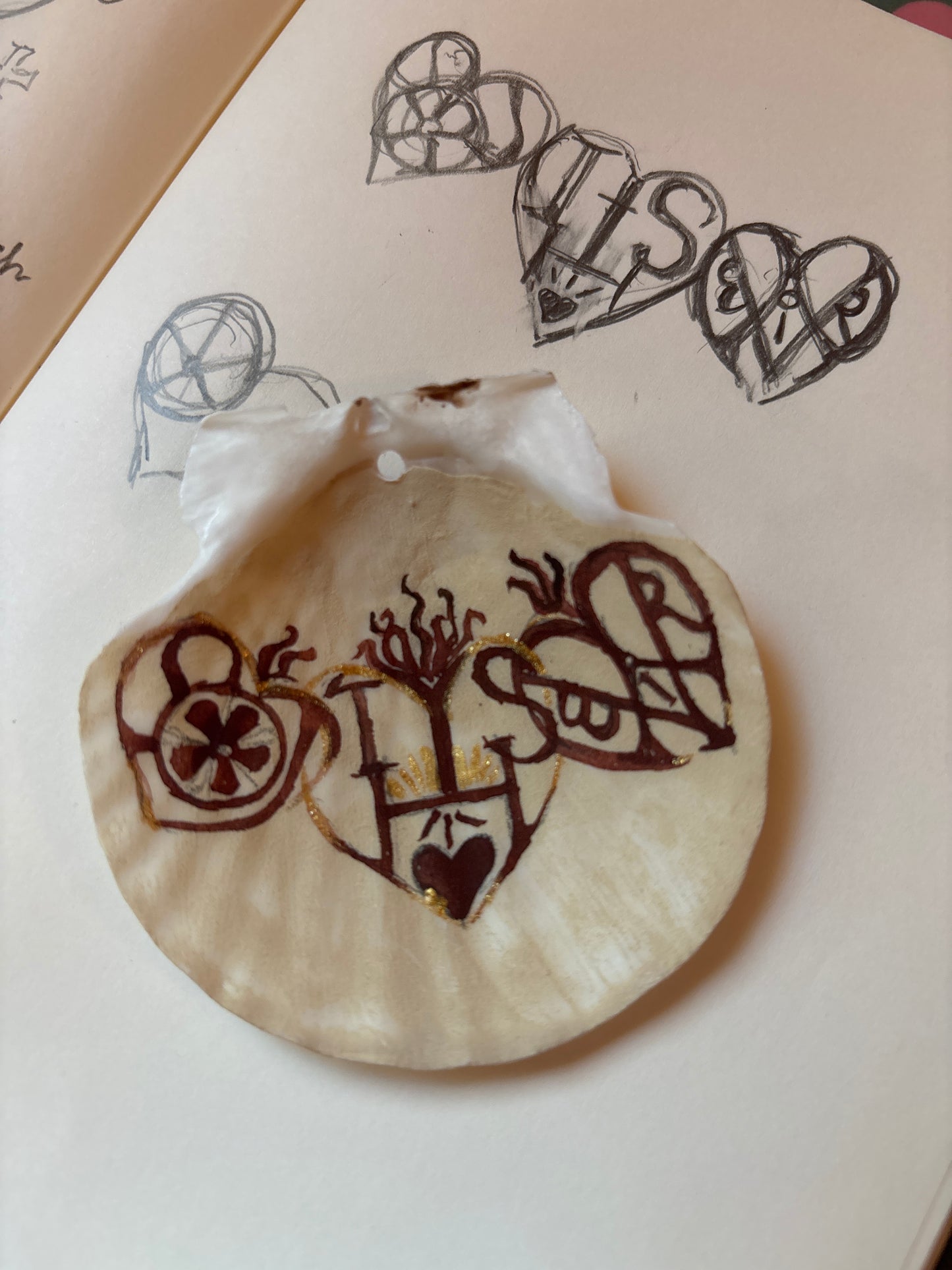 Three Hearts Pilgrim Badge: Hand-Painted Shell